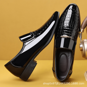 Men's Crocodile Pattern Pointed Dress Shoes