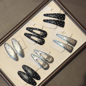 Korean Retro Polka‑Dot Leather Black‑White‑Silver Contrast Side Hair Clip