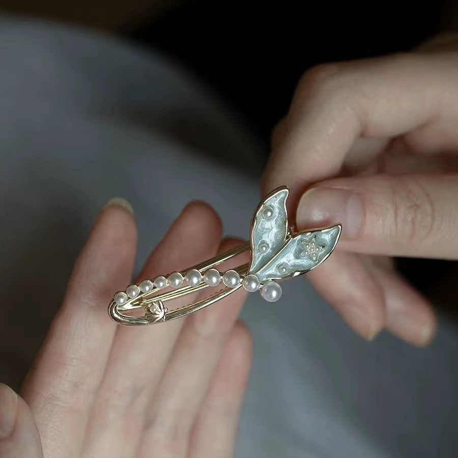 Ethereal Mermaid‑Tail Side Hair Clip - Image 3