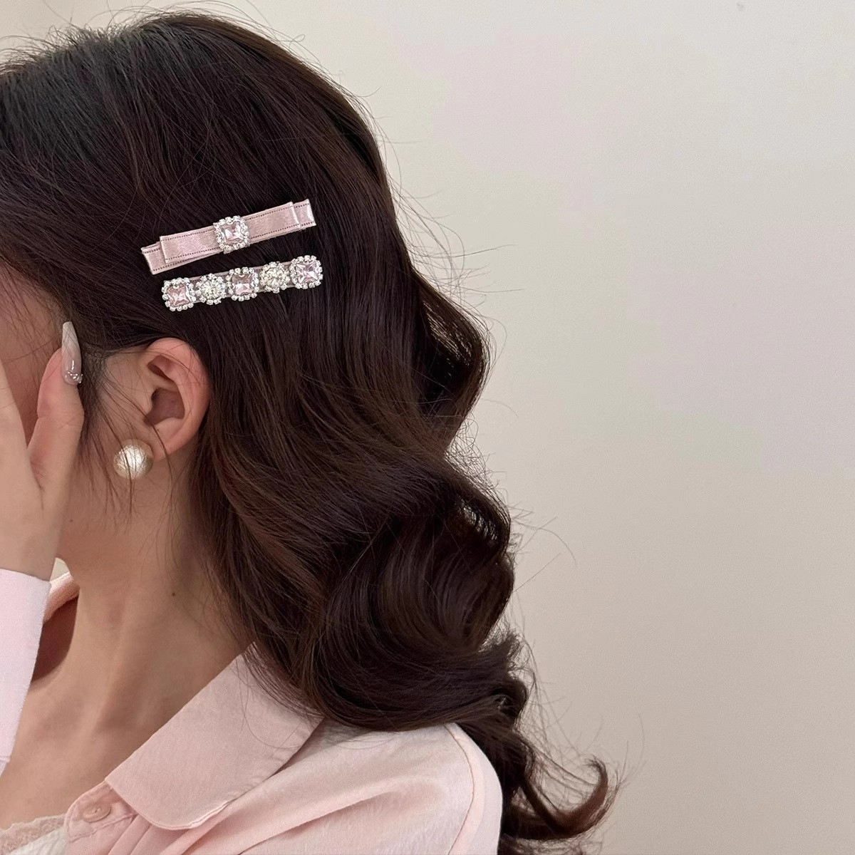 Satin glossy full rhinestone pink alligator hair clip - Image 3