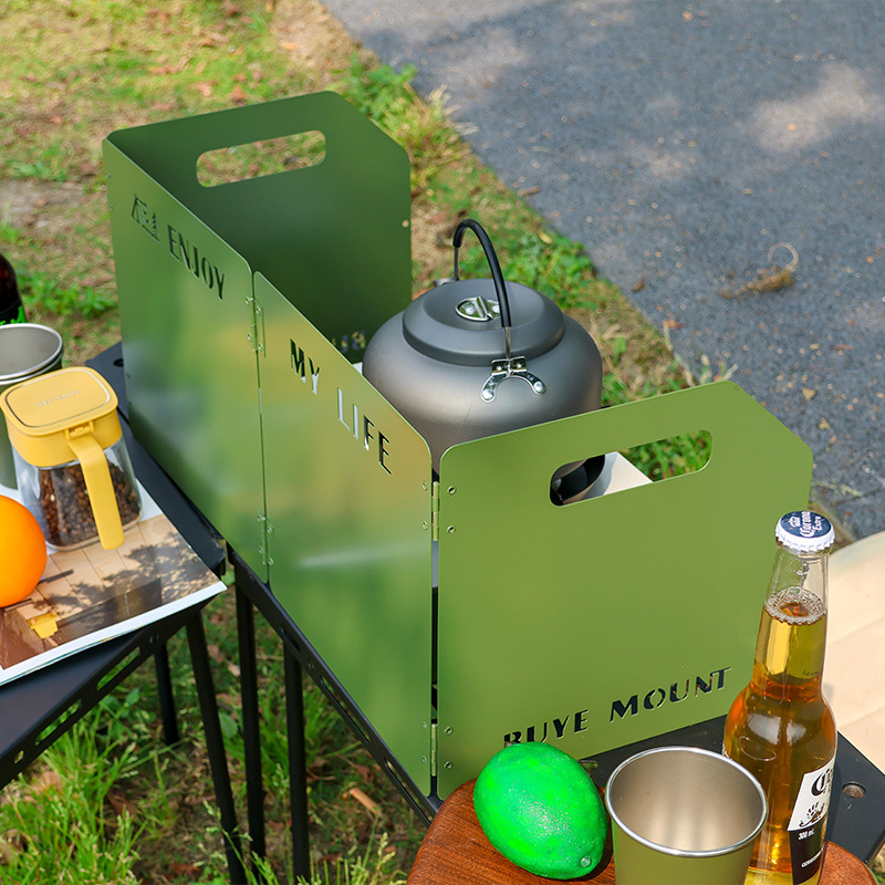 Outdoor Camping Thickened Folding Windscreen for Cassette Stove - Image 3