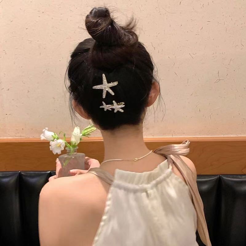 Exquisite Sparkly Starfish Hair Clip - Image 3