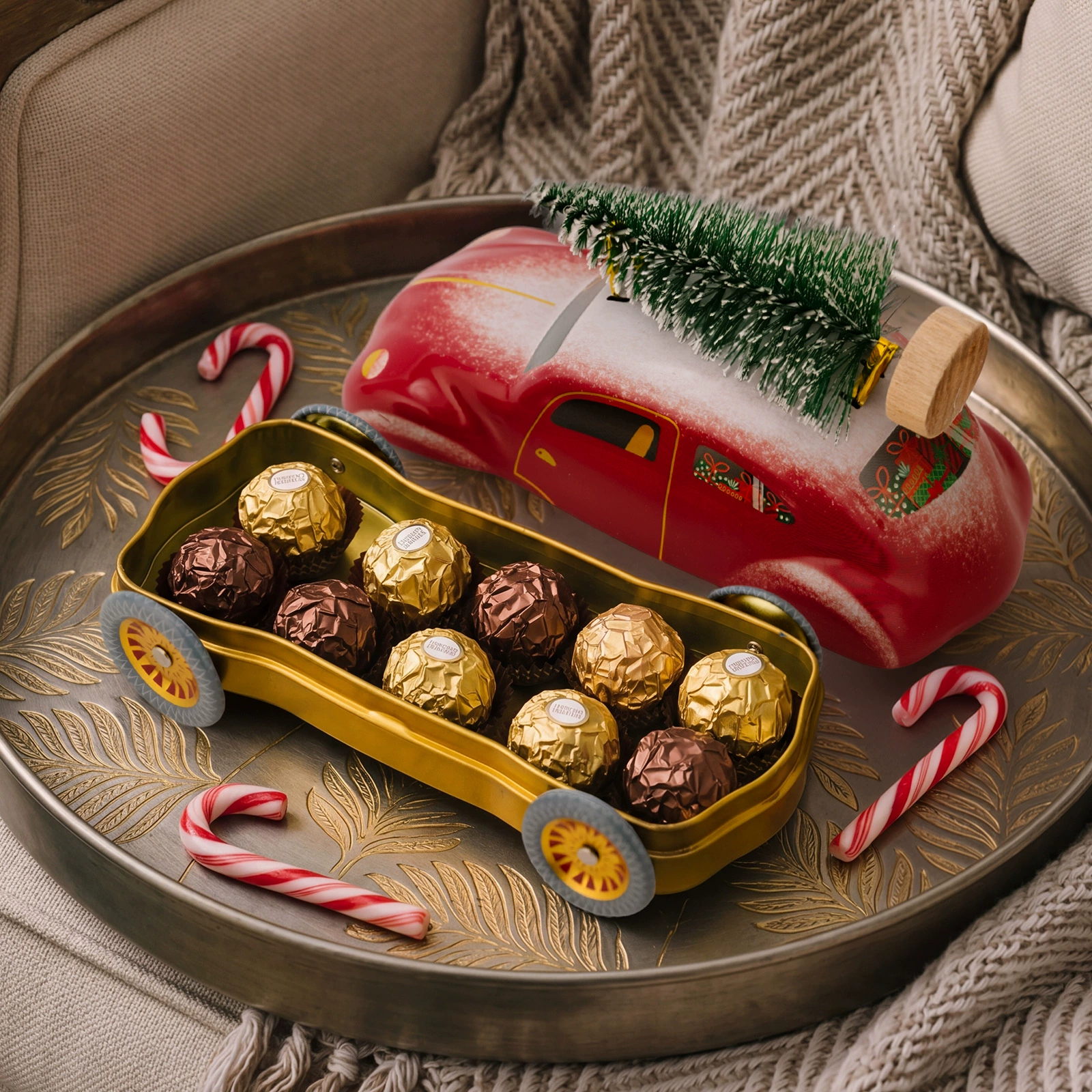 Vintage Red Car Christmas Tin Box - Image 3
